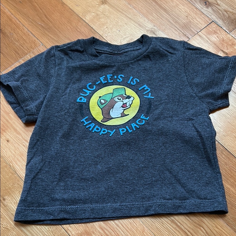 Gray Buc-ee's Graphic T-Shirt